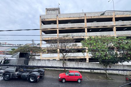 Casa para alugar com 220m², 3 quartos e 2 vagas Casa para alugar com 220m², 3 quartos e 2 vagasVista da Sacada - Suíte