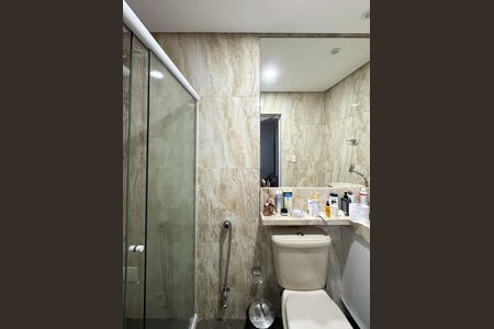 Casa para alugar com 220m², 3 quartos e 2 vagas Casa para alugar com 220m², 3 quartos e 2 vagasBanheiro - Suíte