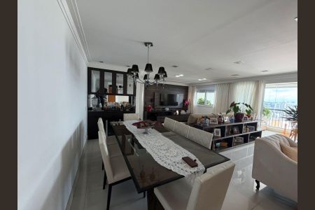 Apartamento à venda com 156m², 3 quartos e 3 vagas