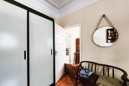 Casa à venda com 240m², 3 quartos e 4 vagas Casa à venda com 240m², 3 quartos e 4 vagasQuarto 1