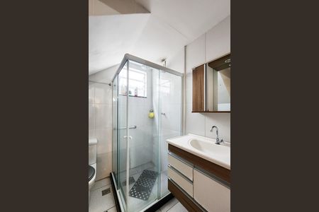 Casa à venda com 240m², 3 quartos e 4 vagas Casa à venda com 240m², 3 quartos e 4 vagasBanheiro Social