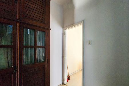 Casa à venda com 240m², 3 quartos e 4 vagas Casa à venda com 240m², 3 quartos e 4 vagasQuarto 2