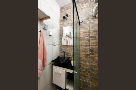 Casa à venda com 240m², 3 quartos e 4 vagas Casa à venda com 240m², 3 quartos e 4 vagasBanheiro da Suíte