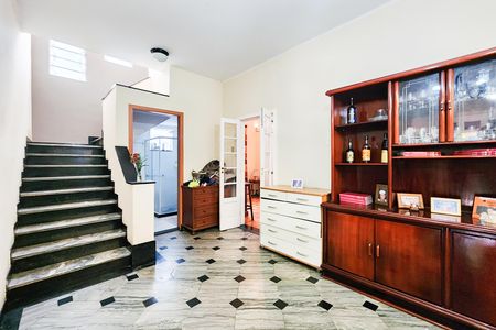 Casa à venda com 240m², 3 quartos e 4 vagas Casa à venda com 240m², 3 quartos e 4 vagasSala