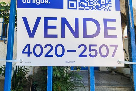 Placa SEJU-397 de casa à venda com 2 quartos, 240m² em Rio Comprido, Rio de Janeiro