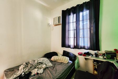 Casa à venda com 240m², 3 quartos e 4 vagas Casa à venda com 240m², 3 quartos e 4 vagasQuarto 2
