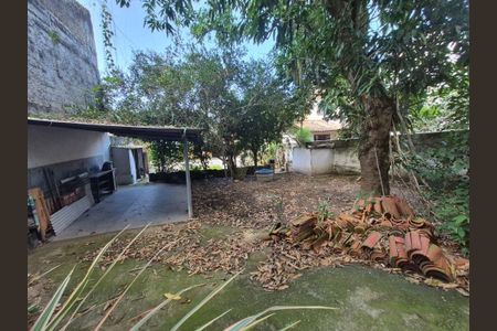 Casa à venda com 100m², 1 quarto e 4 vagas