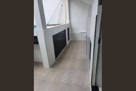 Casa à venda com 141m², 4 quartos e 2 vagas