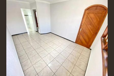 Casa à venda com 141m², 4 quartos e 2 vagas