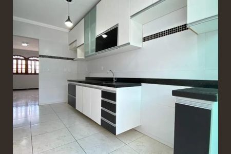 Casa à venda com 4 quartos, 141m² em Vila Jardim Leblon, Belo Horizonte