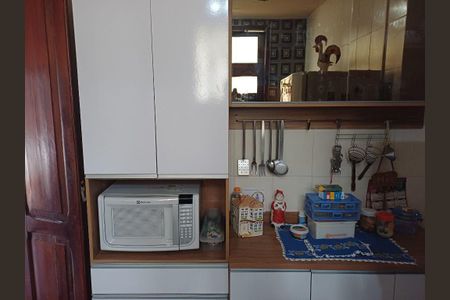 Casa à venda com 251m², 4 quartos e 2 vagas