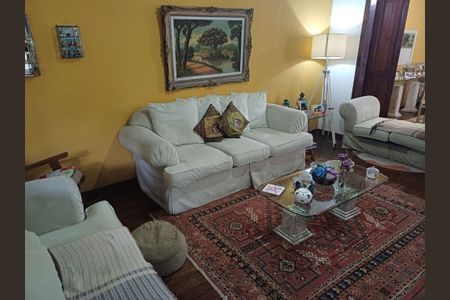 Casa à venda com 4 quartos, 251m² em Piratininga, Niterói