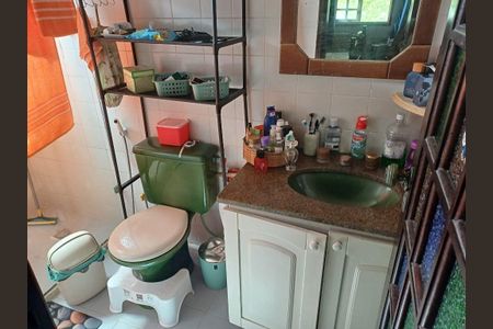 Casa à venda com 251m², 4 quartos e 2 vagas
