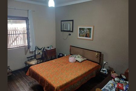 Casa à venda com 4 quartos, 251m² em Piratininga, Niterói