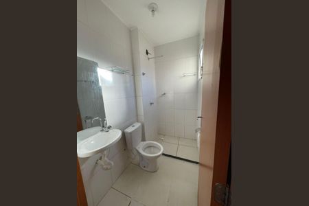 Apartamento para alugar com 45m², 2 quartos e 1 vaga Apartamento para alugar com 45m², 2 quartos e 1 vagaBanheiro