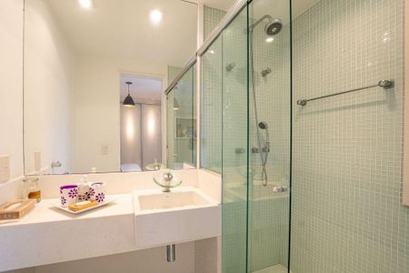 Casa à venda com 220m², 4 quartos e 3 vagas