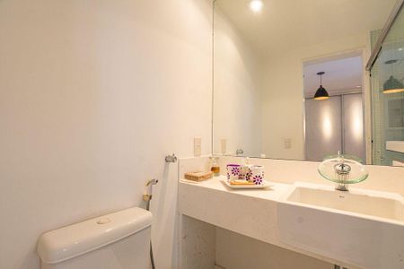 Casa à venda com 220m², 4 quartos e 3 vagas