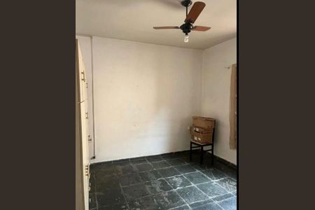 Casa à venda com 5 quartos, 300m² em Vila Olímpia, São Paulo