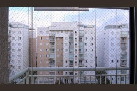Apartamento à venda com 47m², 2 quartos e 1 vaga Apartamento à venda com 47m², 2 quartos e 1 vagaVaranda