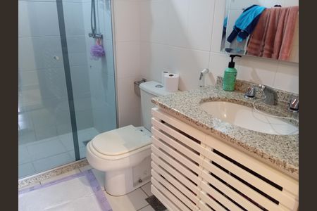 Banheiro social de apartamento à venda com 5 quartos, 357m² em Barra da Tijuca, Rio de Janeiro