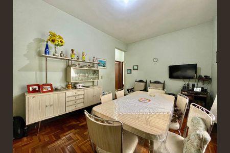 Apartamento à venda com 75m², 2 quartos e 1 vaga