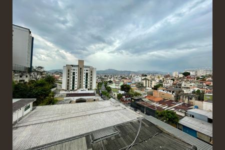Apartamento à venda com 2 quartos, 75m² em Sagrada Família, Belo Horizonte