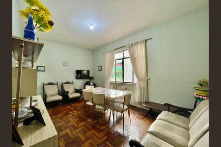 Apartamento à venda com 75m², 2 quartos e 1 vaga