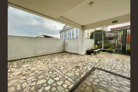 Apartamento à venda com 75m², 2 quartos e 1 vaga