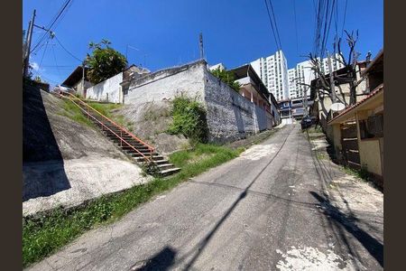 Casa à venda com 70m², 2 quartos e sem vaga