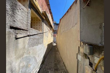Casa à venda com 70m², 2 quartos e sem vaga