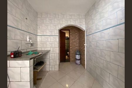 Casa à venda com 70m², 2 quartos e sem vaga