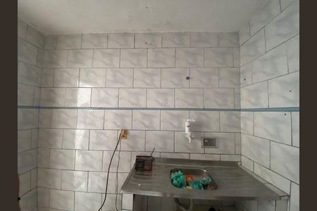 Casa à venda com 70m², 2 quartos e sem vaga