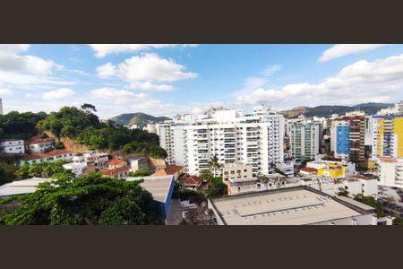 Apartamento à venda com 60m², 2 quartos e 1 vaga