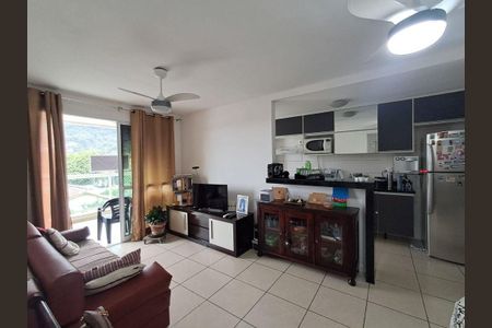Apartamento à venda com 2 quartos, 65m² em Itaipu, Niterói