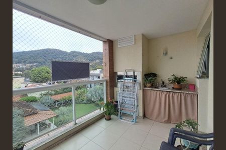Apartamento à venda com 65m², 2 quartos e 1 vaga