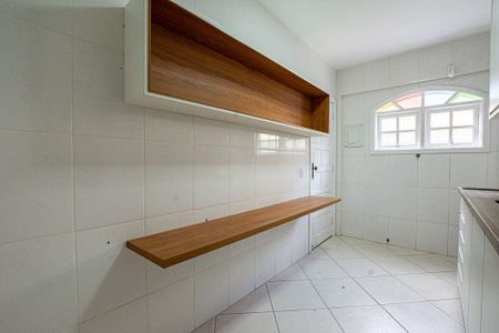 Casa à venda com 155m², 4 quartos e 4 vagas