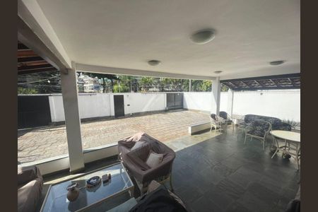 Casa à venda com 557m², 7 quartos e 14 vagas