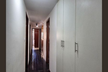 Apartamento à venda com 180m², 4 quartos e 2 vagas