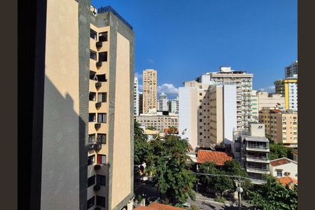 Apartamento à venda com 180m², 4 quartos e 2 vagas