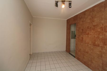 Sala de casa à venda com 2 quartos, 160m² em Vila Olinda, São Paulo