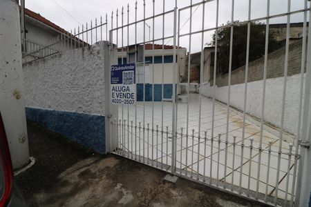 Casa para alugar com 160m², 2 quartos e 5 vagasFachada