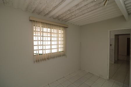 Quarto de casa à venda com 2 quartos, 160m² em Vila Olinda, São Paulo