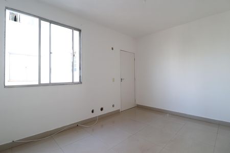 Sala de apartamento para alugar com 2 quartos, 47m² em Gávea, Uberlândia