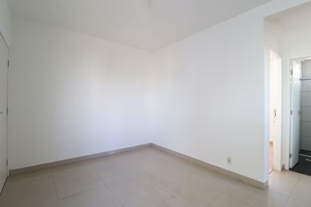 Sala de apartamento para alugar com 2 quartos, 47m² em Gávea, Uberlândia