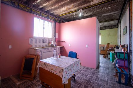 Casa para alugar com 65m², 1 quarto e 1 vaga