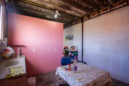 Casa para alugar com 65m², 1 quarto e 1 vaga