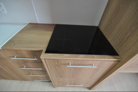 Cozinha de apartamento à venda com 1 quarto, 17m² em Vila Nilo, São Paulo