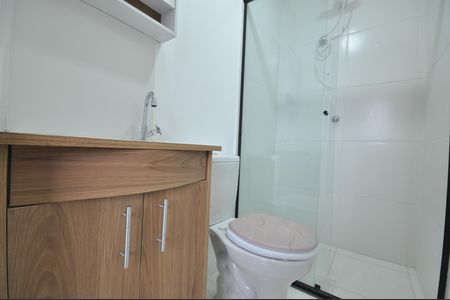 Banheiro de apartamento à venda com 1 quarto, 17m² em Vila Nilo, São Paulo