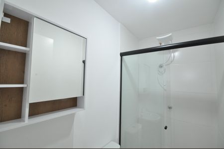 Banheiro de apartamento à venda com 1 quarto, 17m² em Vila Nilo, São Paulo