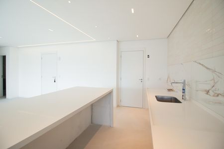 Apartamento à venda com 123m², 3 quartos e 2 vagasCozinha